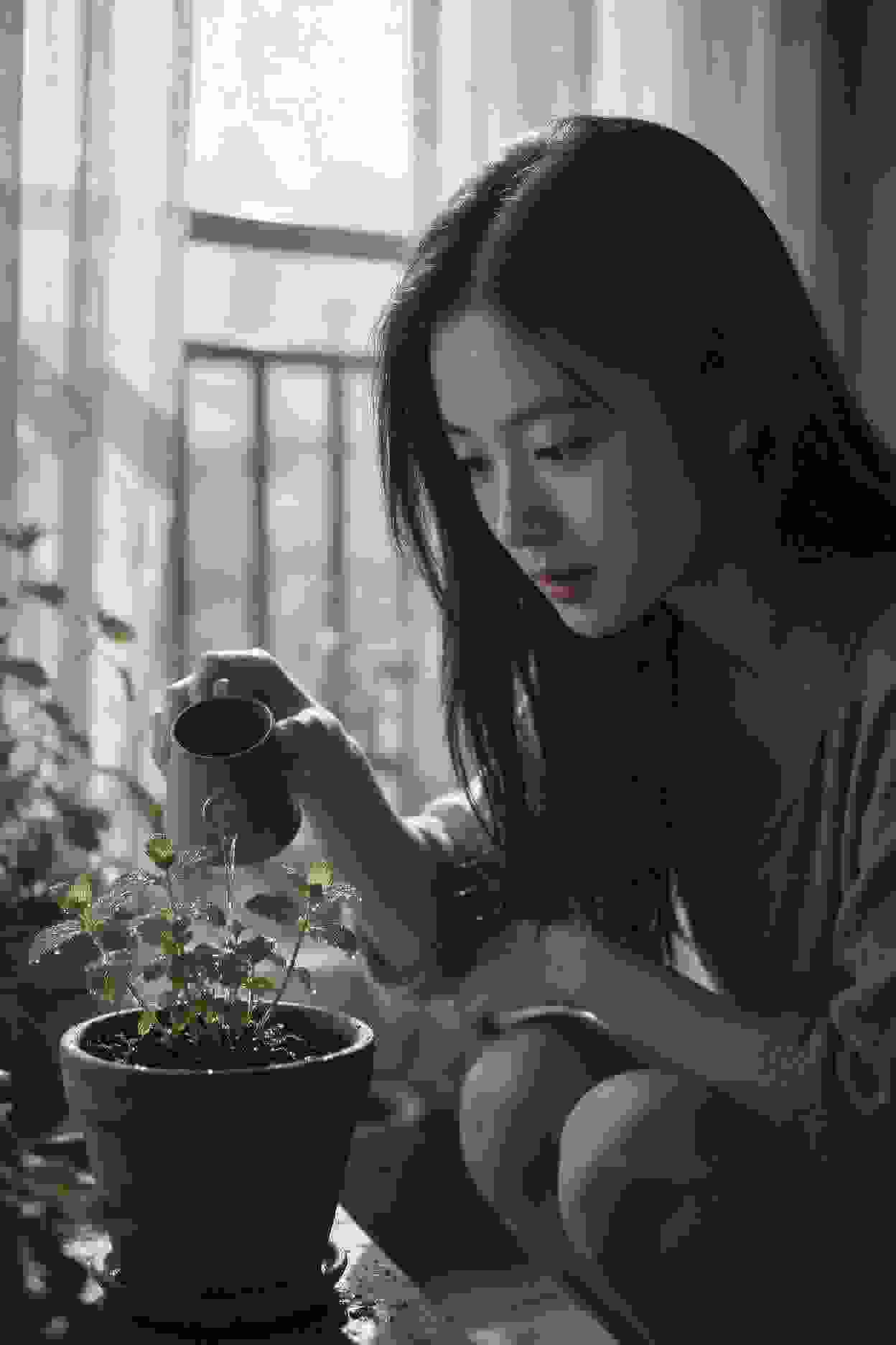 绝岛求生AI短剧